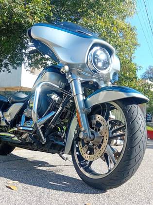 HARLEY-DAVIDSON STREET GLIDE HARLEY-DAVIDSON STREET GLIDE